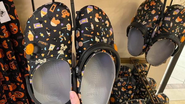 Detail Disney Halloween Crocs 2020 Nomer 40