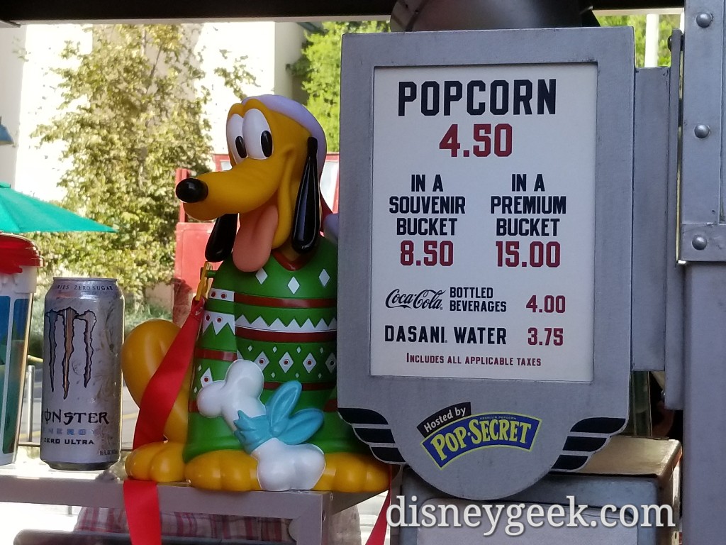 Detail Disney Pluto Popcorn Bucket Nomer 12