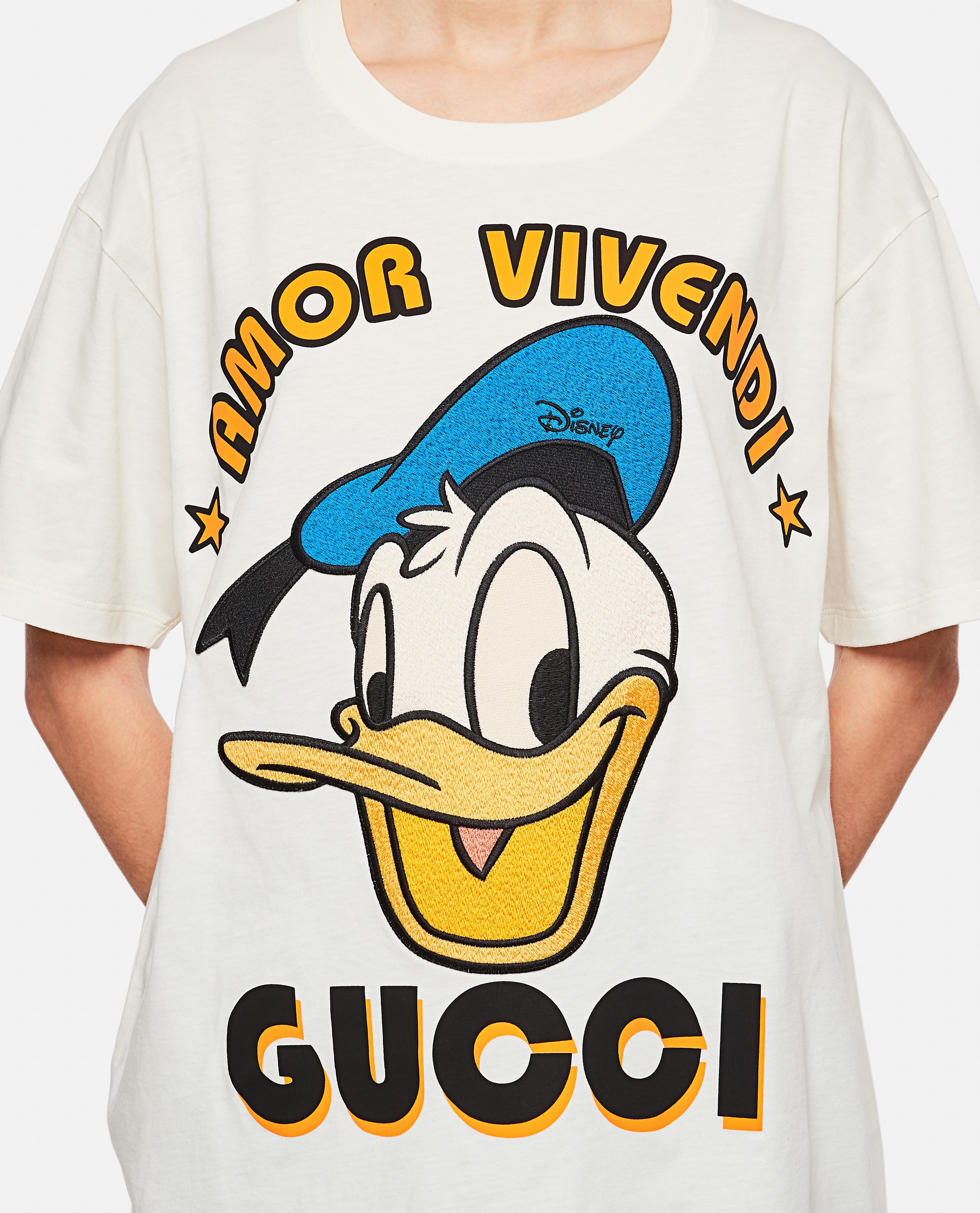 Detail Disney X Gucci Donald Duck Nomer 39