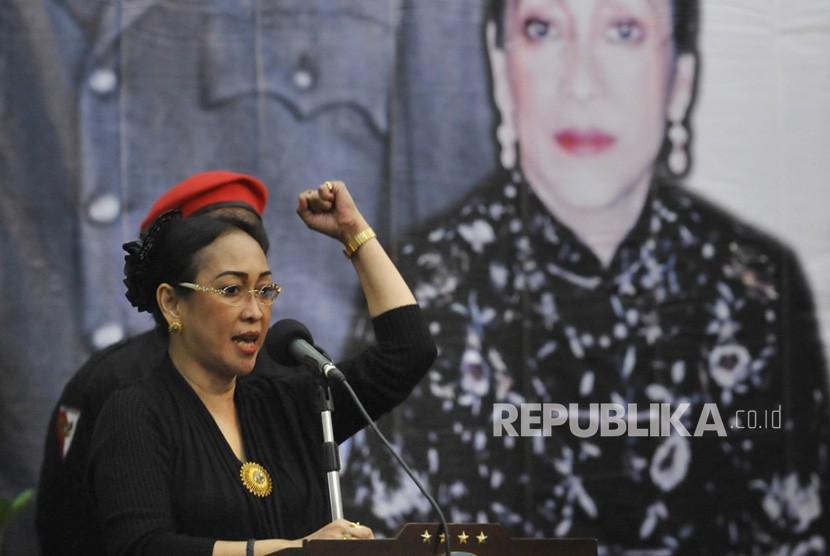 Detail Puisi Sukmawati Berjudul Ibu Indonesia Nomer 36