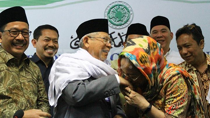 Detail Puisi Sukmawati Berjudul Ibu Indonesia Nomer 47