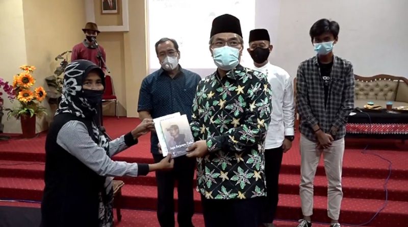 Detail Puisi Tentang Jihad Nomer 41