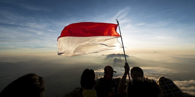 Detail Puisi Tentang Kemerdekaan Republik Indonesia Nomer 26