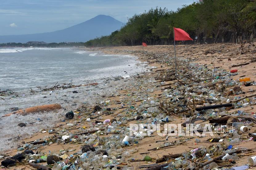 Detail Puisi Tentang Pantai Kuta Bali Nomer 19