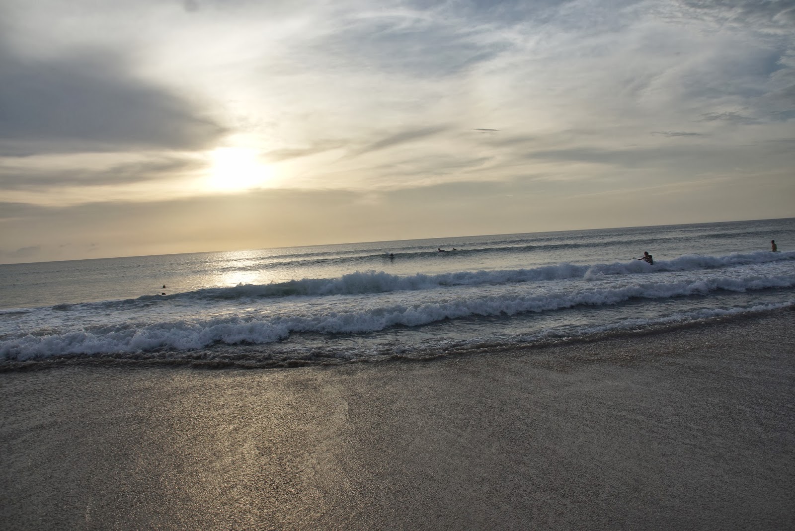 Detail Puisi Tentang Pantai Kuta Bali Nomer 31