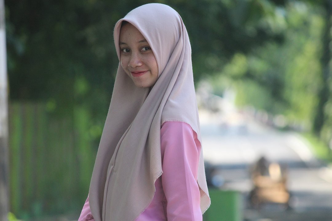 Detail Puisi Tentang Senyuman Nomer 28