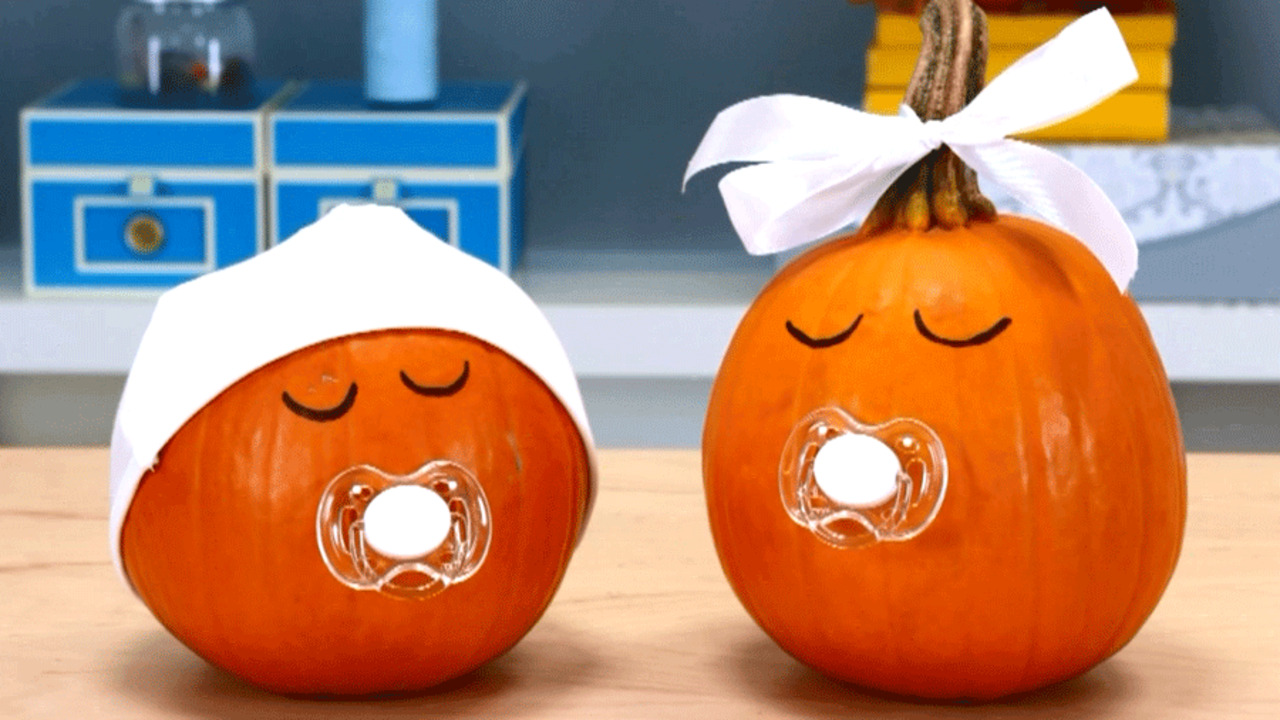Detail Pumpkin Pacifiers Nomer 47