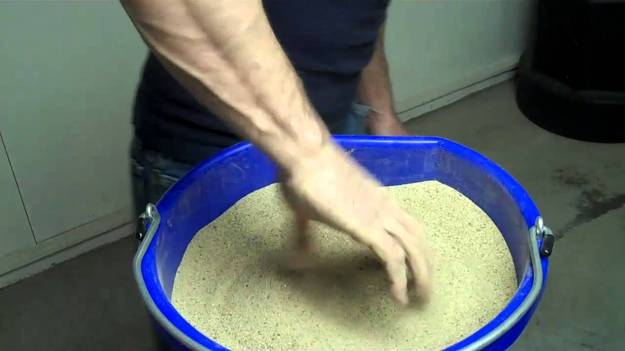 Punching Sand In A Bucket - KibrisPDR