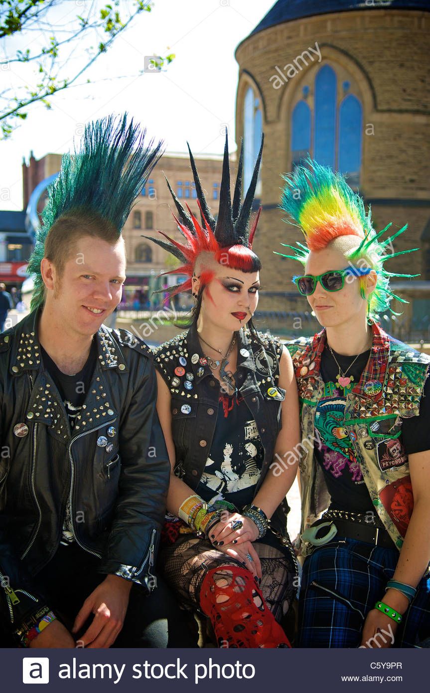 Punk Rocker Picture - KibrisPDR