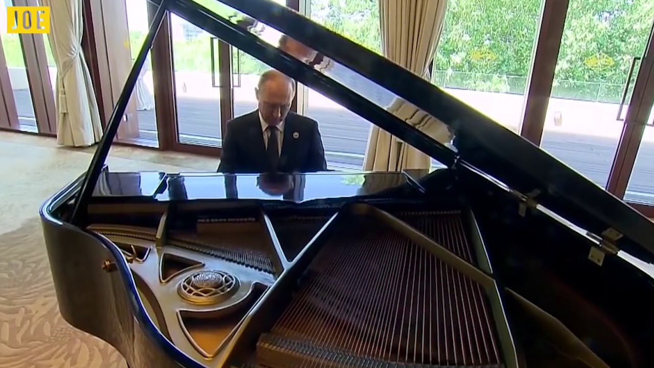 Detail Putin Playing Piano Meme Nomer 9