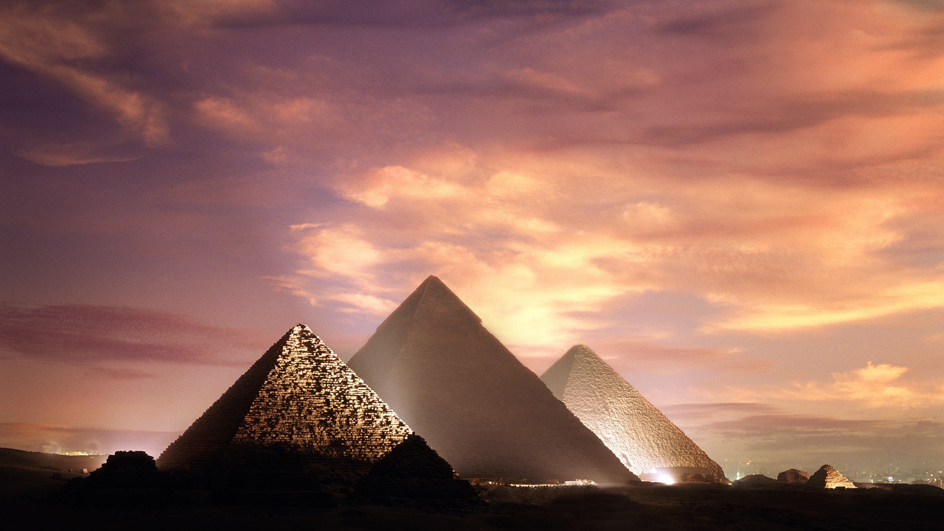 Detail Pyramid Hd Wallpaper Nomer 33