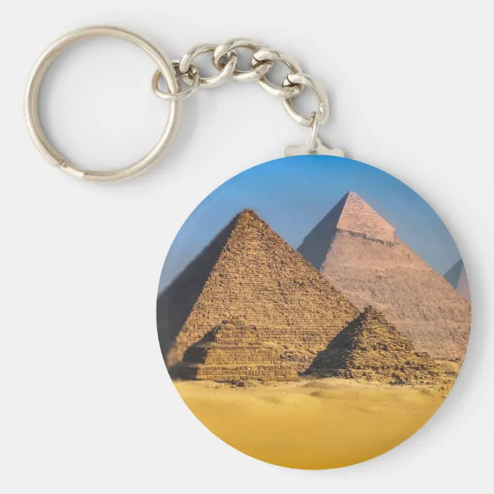 Detail Pyramid Keychain Nomer 2