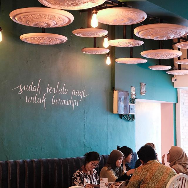 Detail Quotes Cafe Kekinian Nomer 26