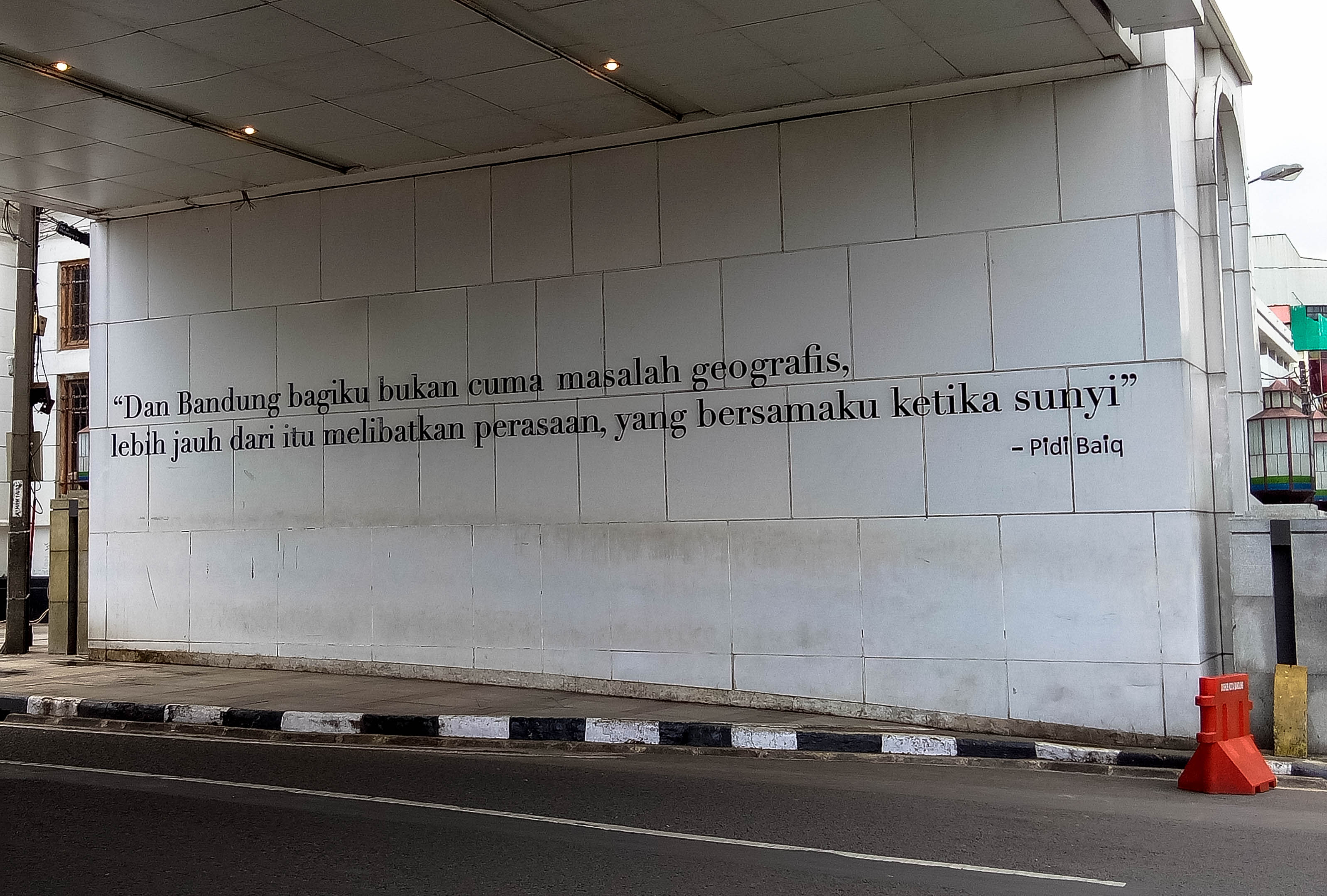 Detail Quotes Dilan Tentang Bandung Nomer 9