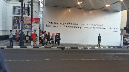 Detail Quotes Tentang Bandung Nomer 27