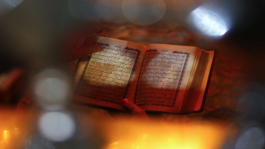 Detail Quran Pics Nomer 31