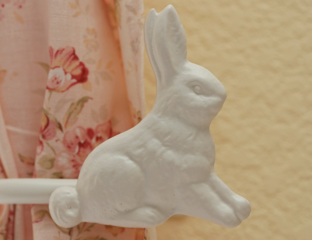 Detail Rabbit Curtain Tie Backs Nomer 26