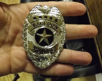 Detail Raccoon City Police Badge Nomer 15