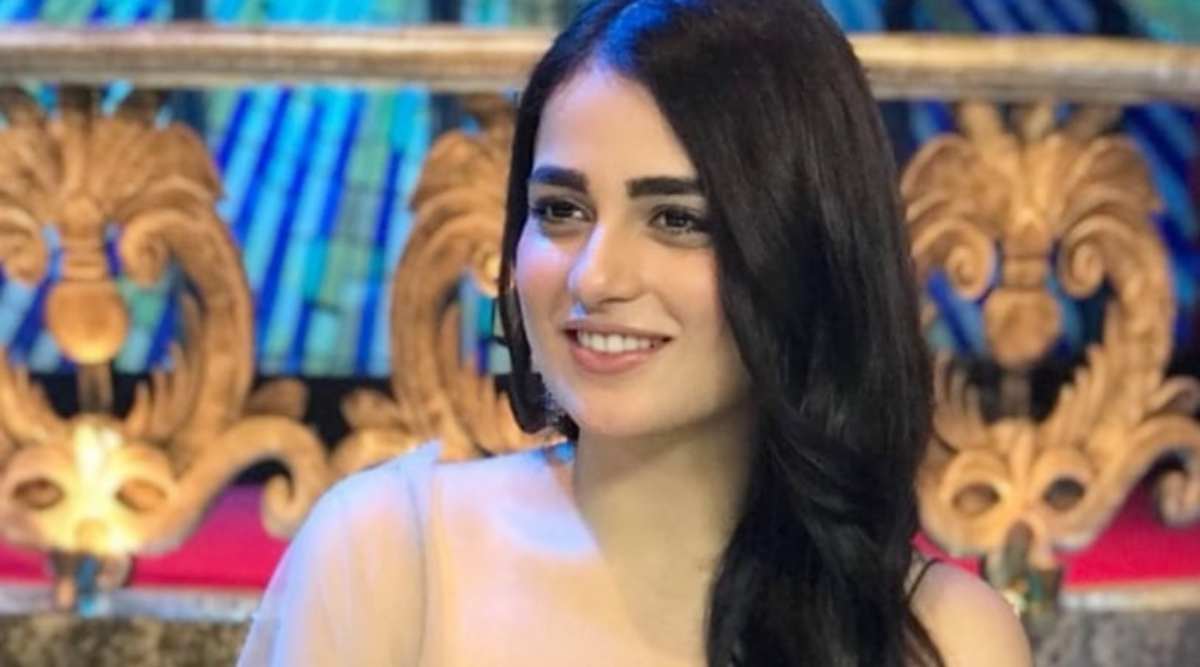 Detail Radhika Madan Instagram Nomer 18