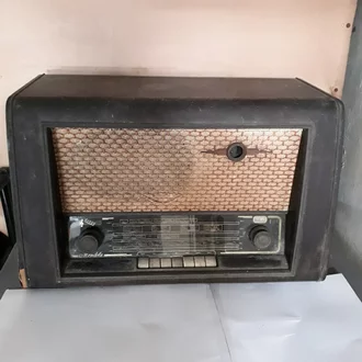 Detail Radio Tabung Jadul Nomer 8