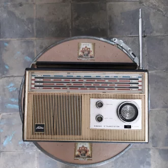 Detail Radio Tabung Jadul Nomer 6