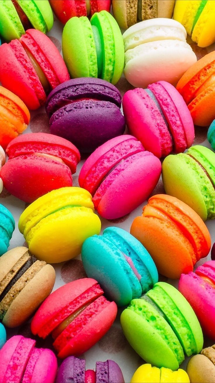 Rainbow Macaron Wallpaper - KibrisPDR