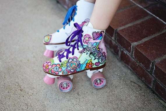 Detail Rainbow Unicorn Roller Skates Nomer 43