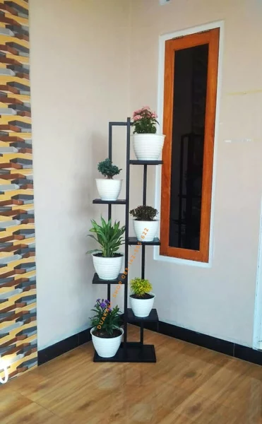 Detail Rak Pot Bunga Unik Nomer 29