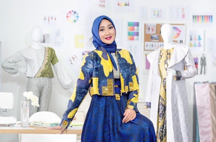 Detail Rancangan Baju Dian Pelangi Nomer 26