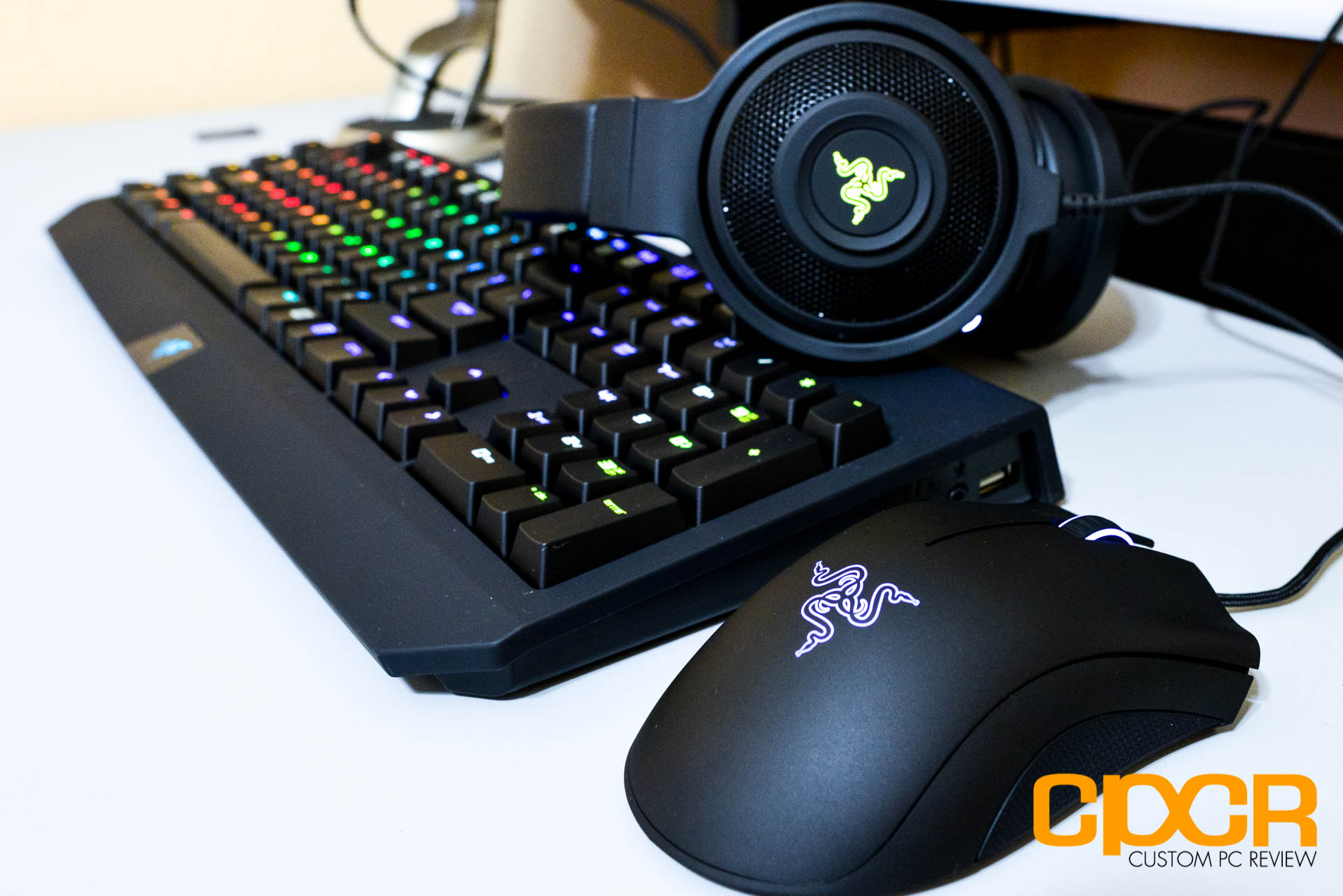 Detail Razer Blackwidow Chroma Headset Nomer 16