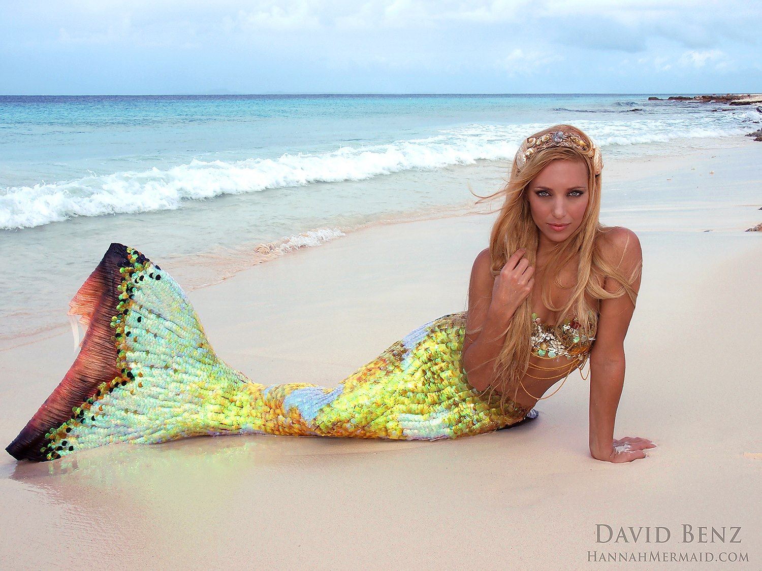 Real Beautiful Mermaid - KibrisPDR