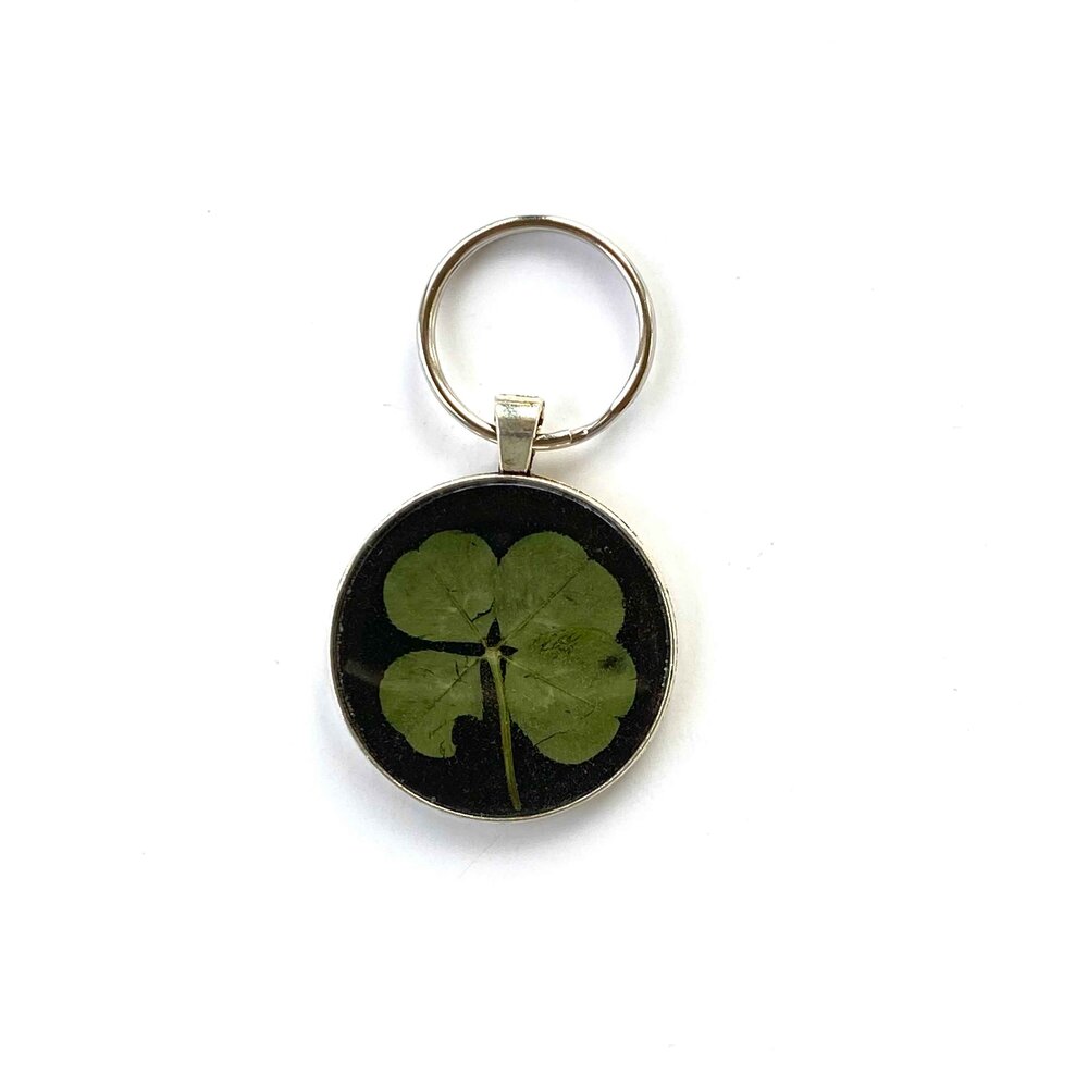 Detail Real Four Leaf Clover Keychain Nomer 22