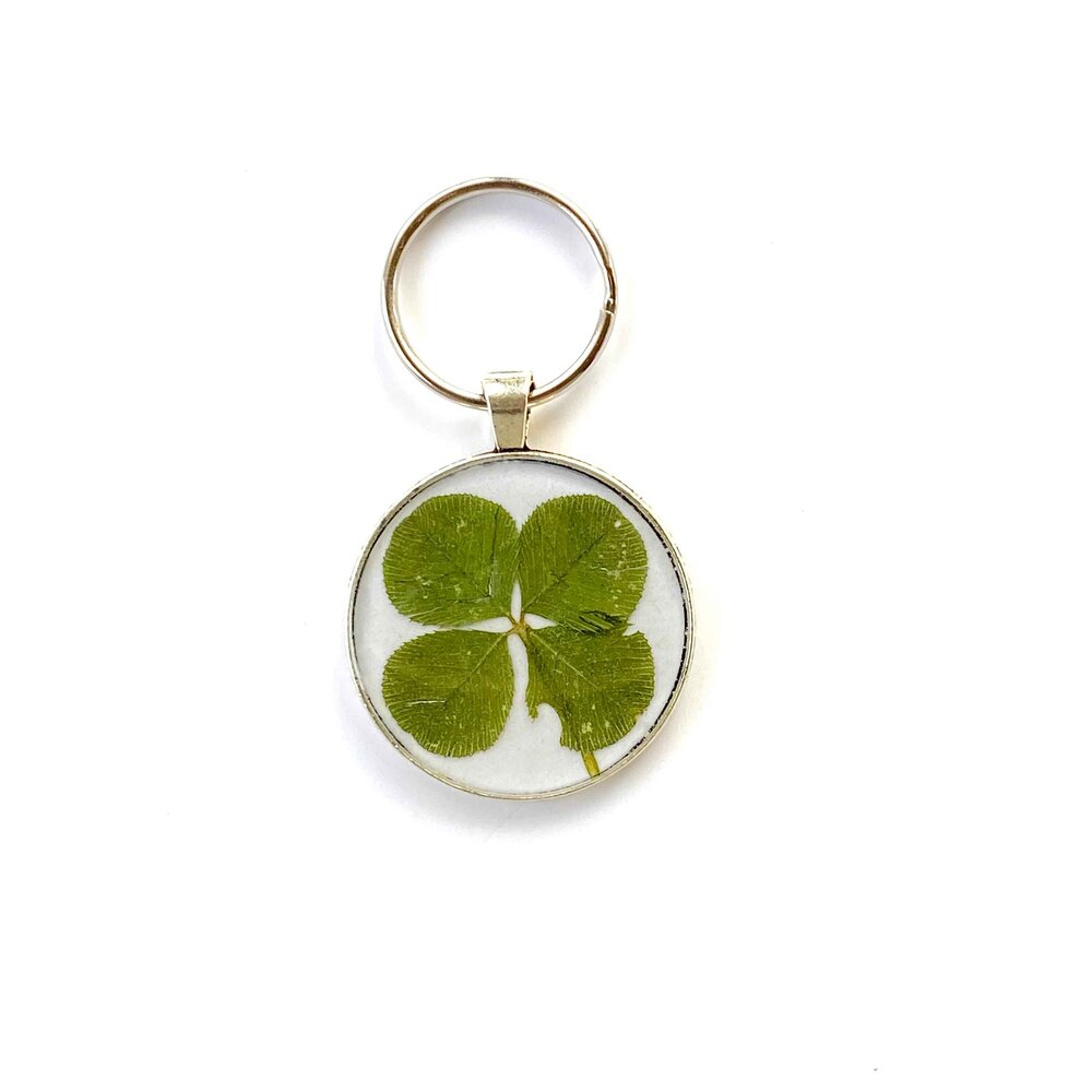 Detail Real Four Leaf Clover Keychain Nomer 33