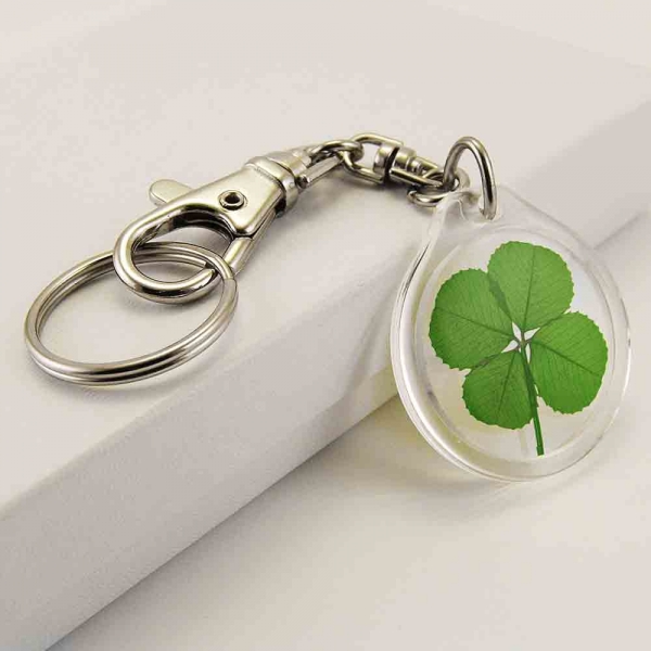 Detail Real Four Leaf Clover Keychain Nomer 36