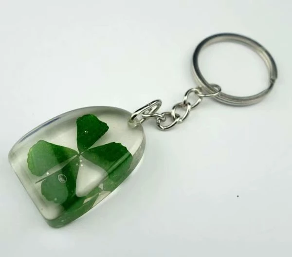 Detail Real Four Leaf Clover Keychain Nomer 37