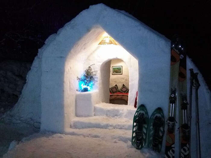 Detail Real Igloo House Inside Nomer 35