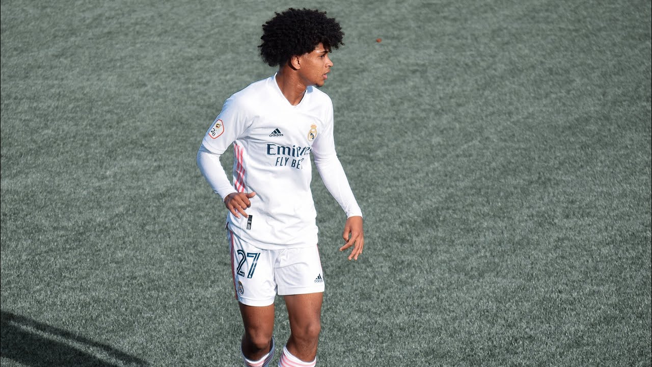 Detail Real Madrid Cf Juvenil A Nomer 7