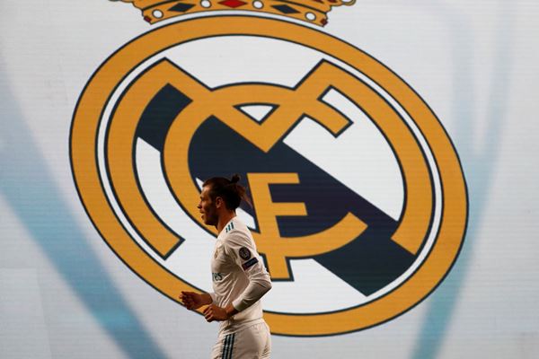 Detail Real Madrid Logo Baru Nomer 18