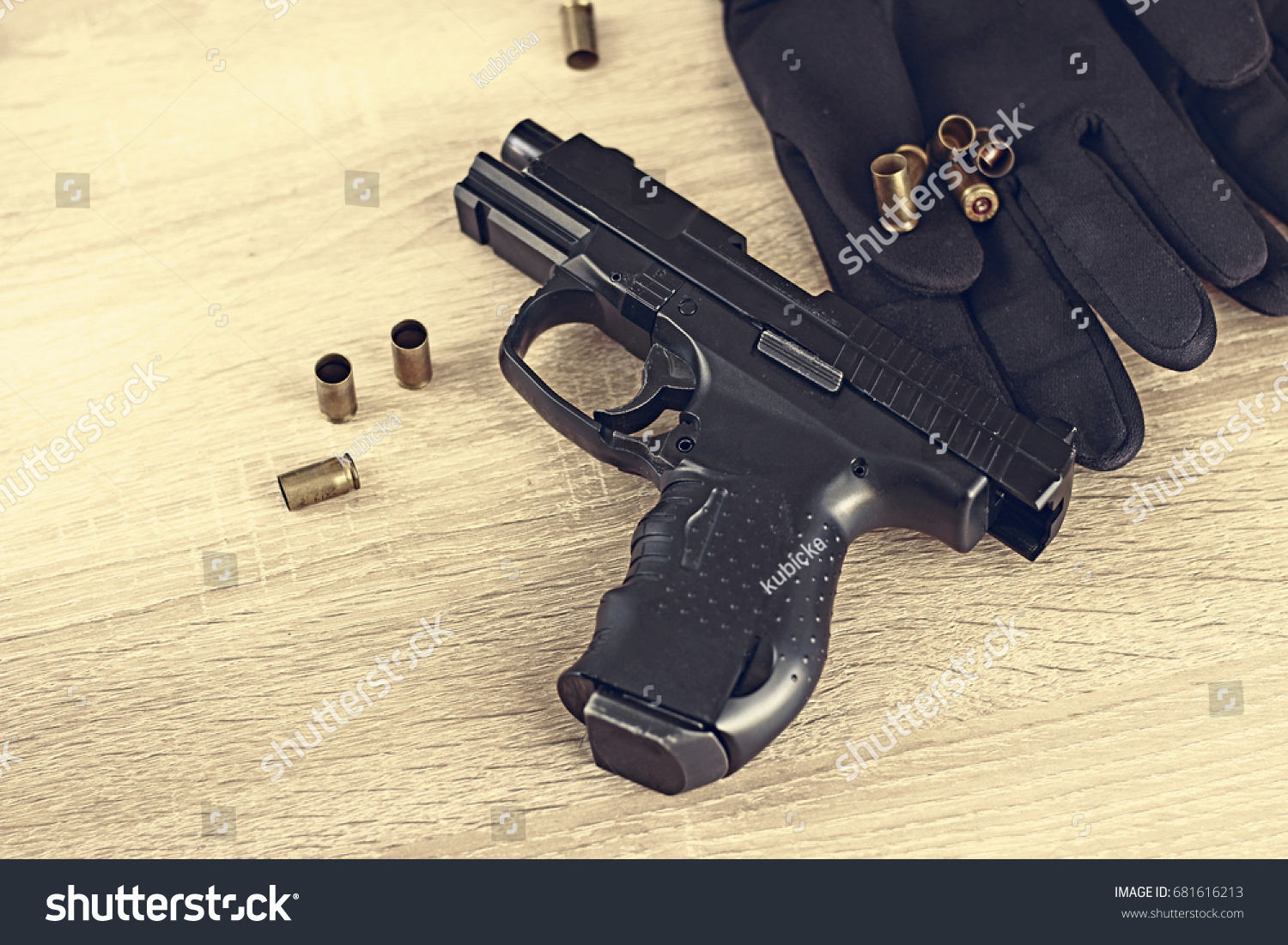 Detail Real Pistol Pic Nomer 44