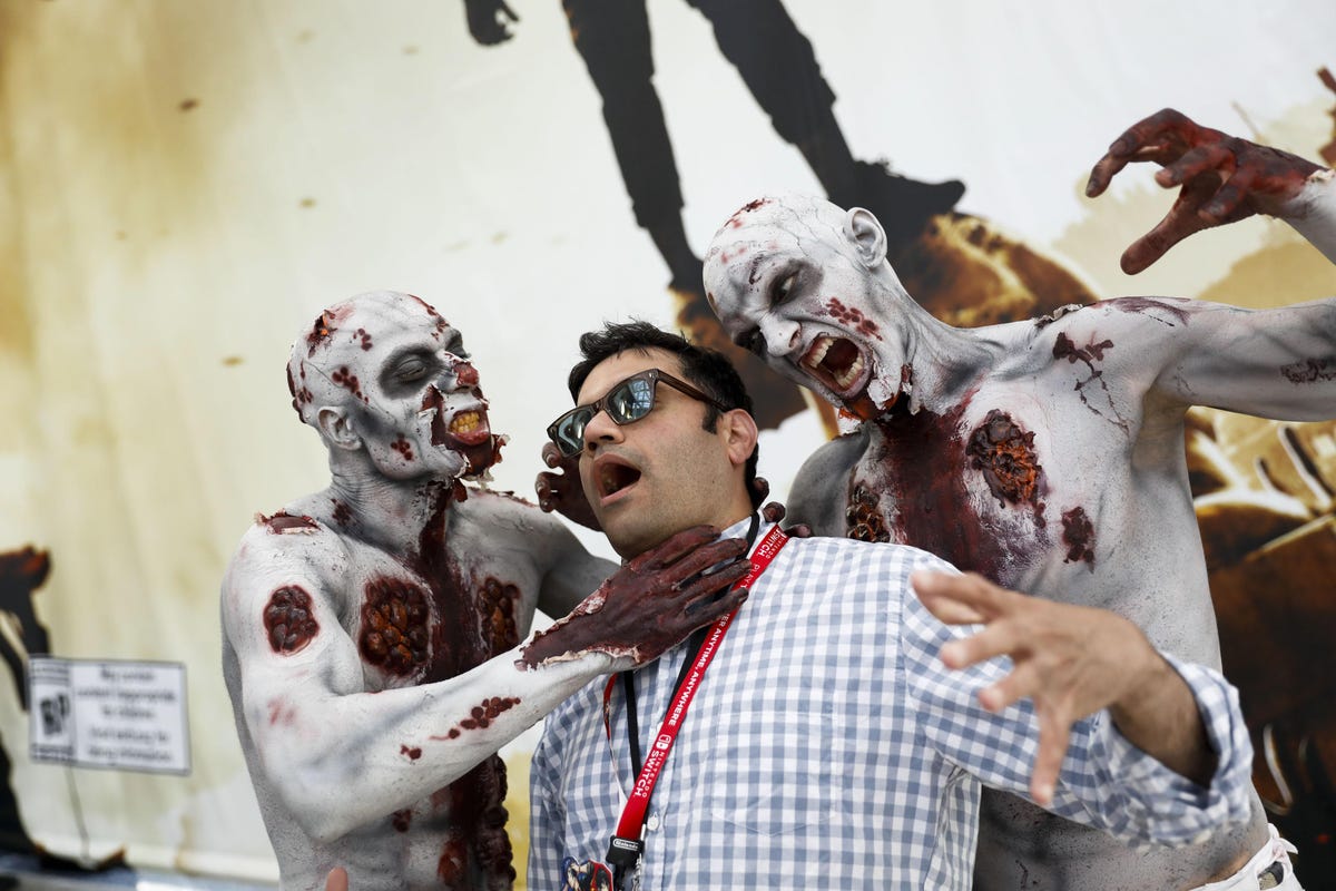 Detail Real Zombie Images Nomer 38