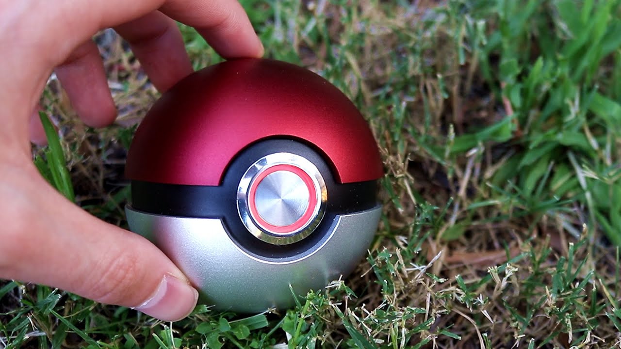 Realistic Pokeball - KibrisPDR