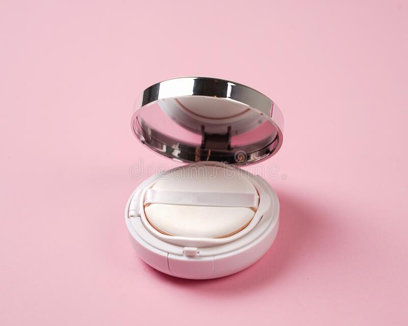 Detail Realistic Rose Design Mirror Compacts Nomer 36