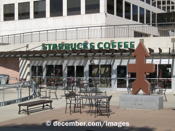 Red Arrow Park Starbucks - KibrisPDR