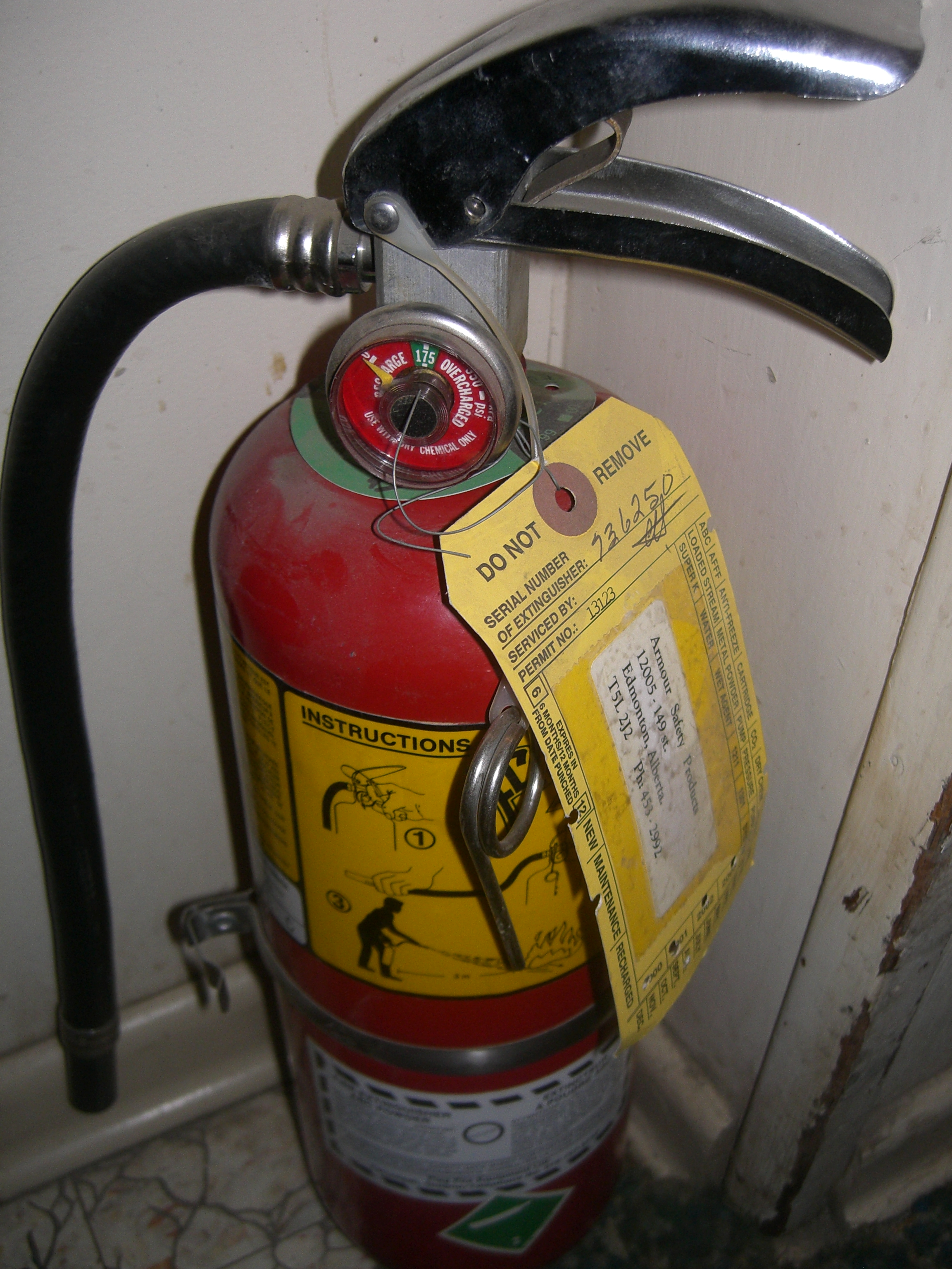 Detail Red Comet Fire Extinguisher Wikipedia Nomer 7