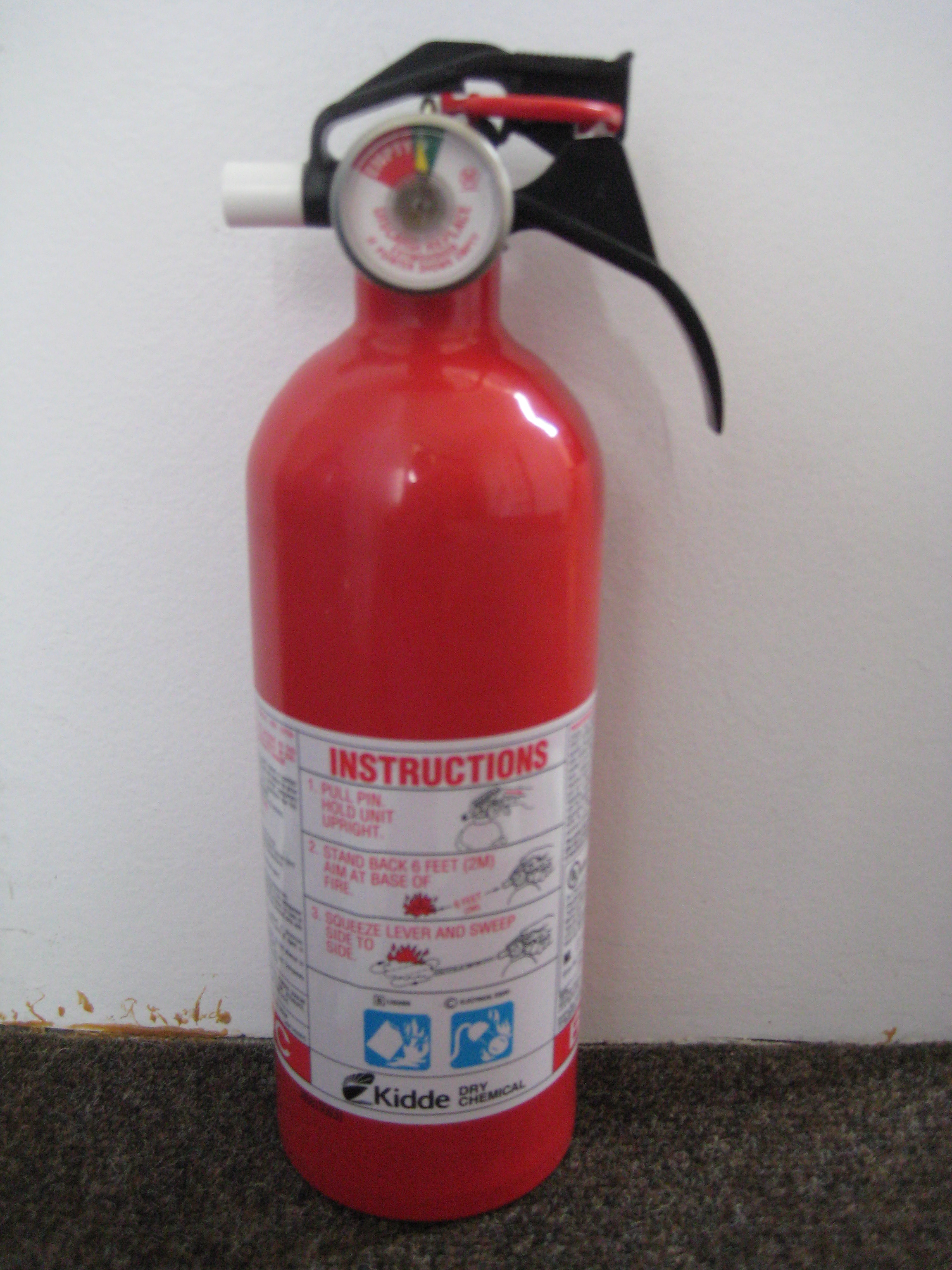 Detail Red Comet Fire Extinguisher Wikipedia Nomer 11