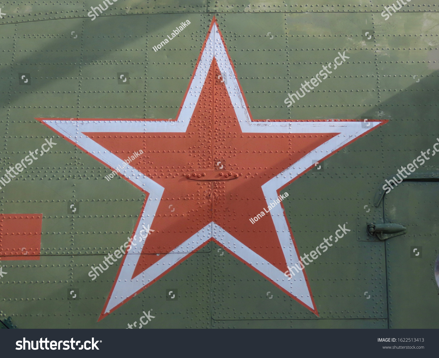 Detail Red Star Symbol Nomer 42