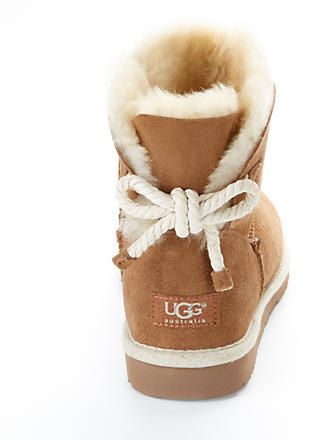 Detail Red Uggs With Rope Bow Nomer 12