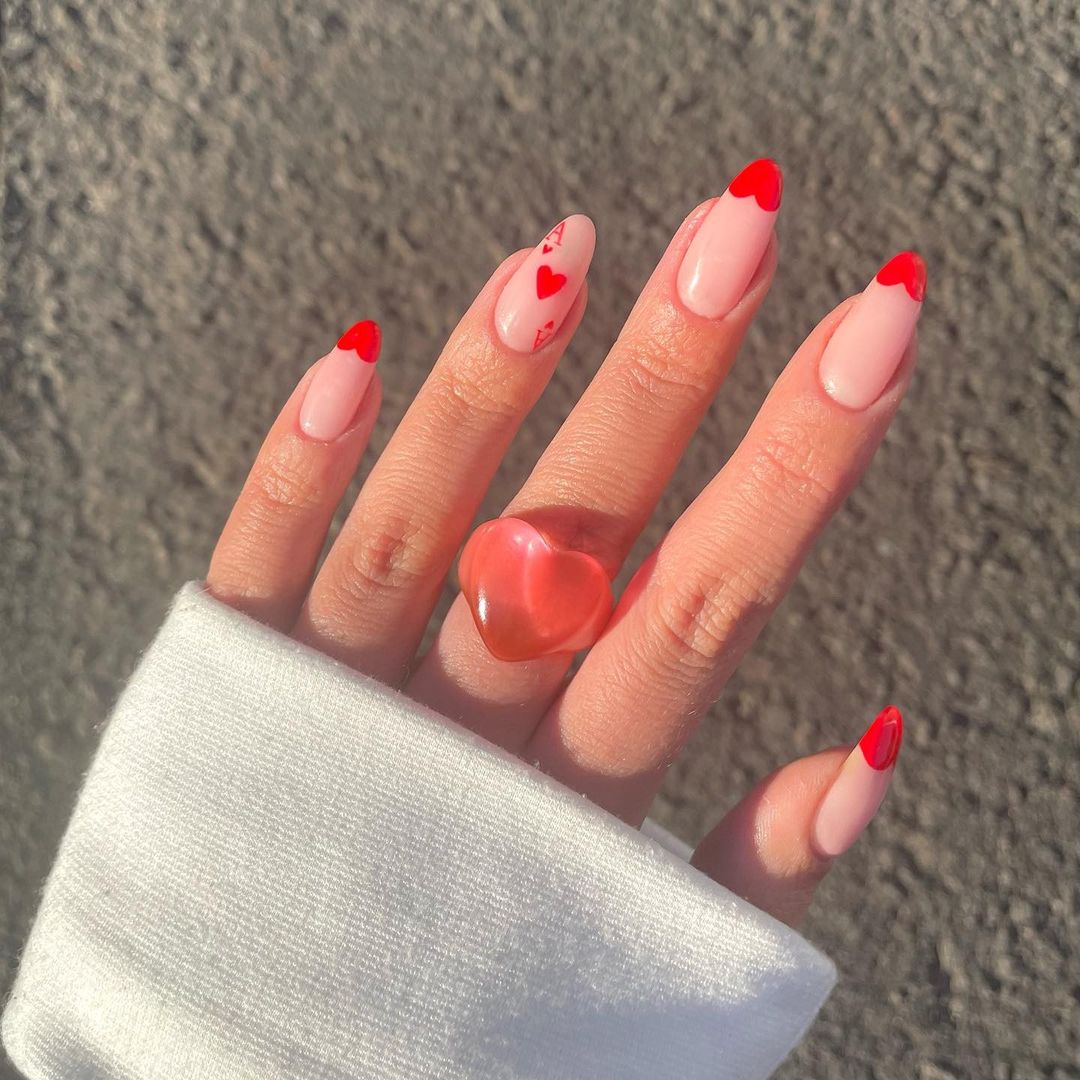 Detail Red Yin Yang Nails Nomer 49