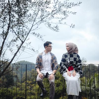 Detail Referensi Foto Prewedding Outdoor Nomer 12