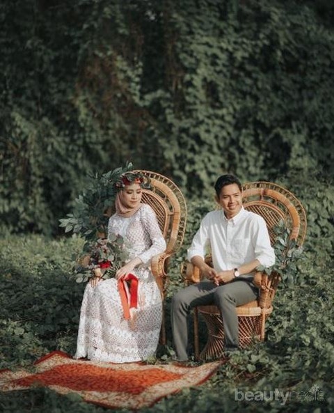 Detail Referensi Foto Prewedding Outdoor Nomer 25